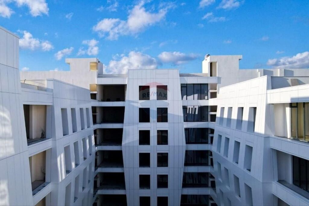 SHITET, AMBIENT BIZNESI, PORCELAN, TIRANE