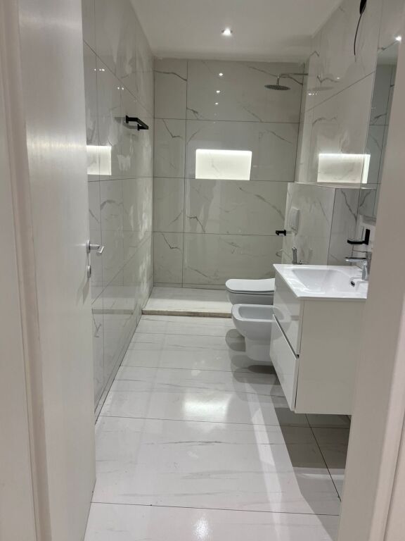 FOR SALE APARTMENT 3+1 ELBASANI STREET 350,000 EURO