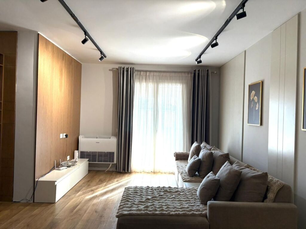 Apartament 2+1+2 për shitje Vila e Zogut Durres