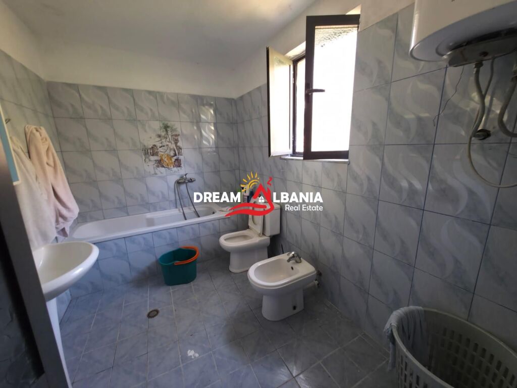 Shitet shtëpi private në Pezë Helmës, Tiranë (ID 4151213)