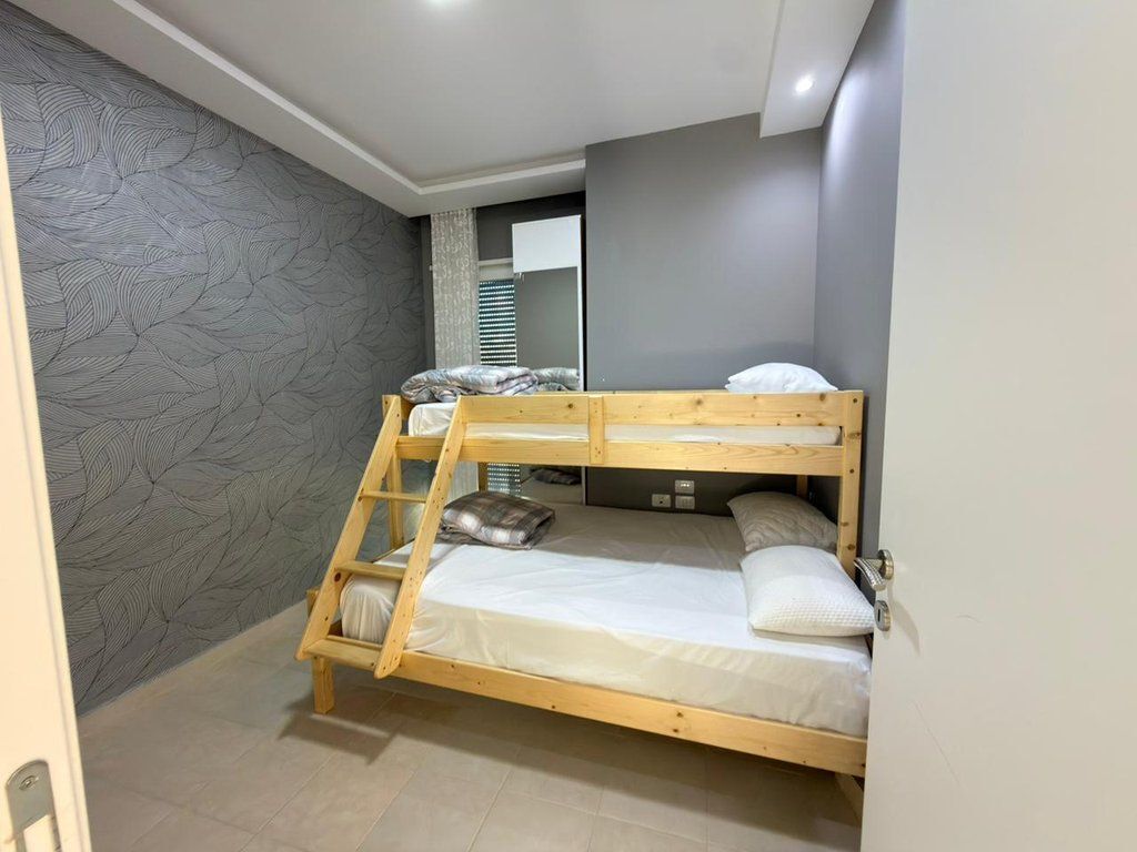 VALAMAR, JAPIM ME QIRA VJETORE 2+1+2 POSTE PARKIMI !