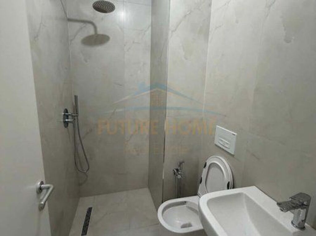 Shitet, Apartament 1+1, Ali Dem