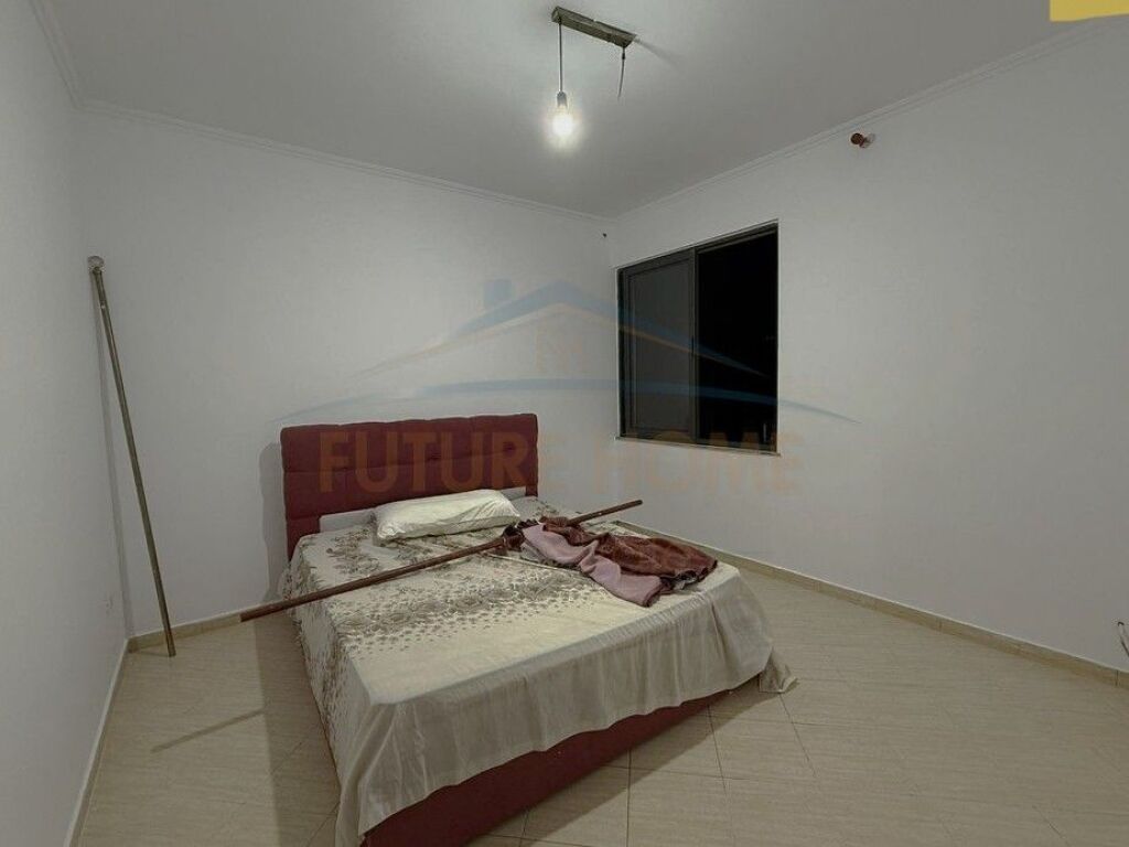 For sale, Apartment 1+1, Yzberisht