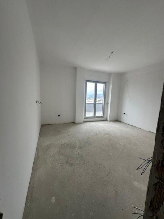 Apartament ne shitje 2+1+ballkon