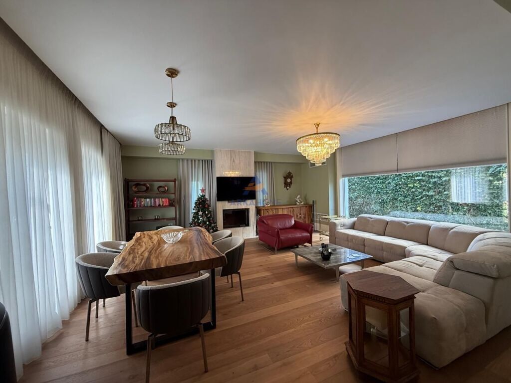 SHITET VILE INDIVIDUALE LUKSOZE "WHITE HOUSES,TEG" 1.380.000 EURO