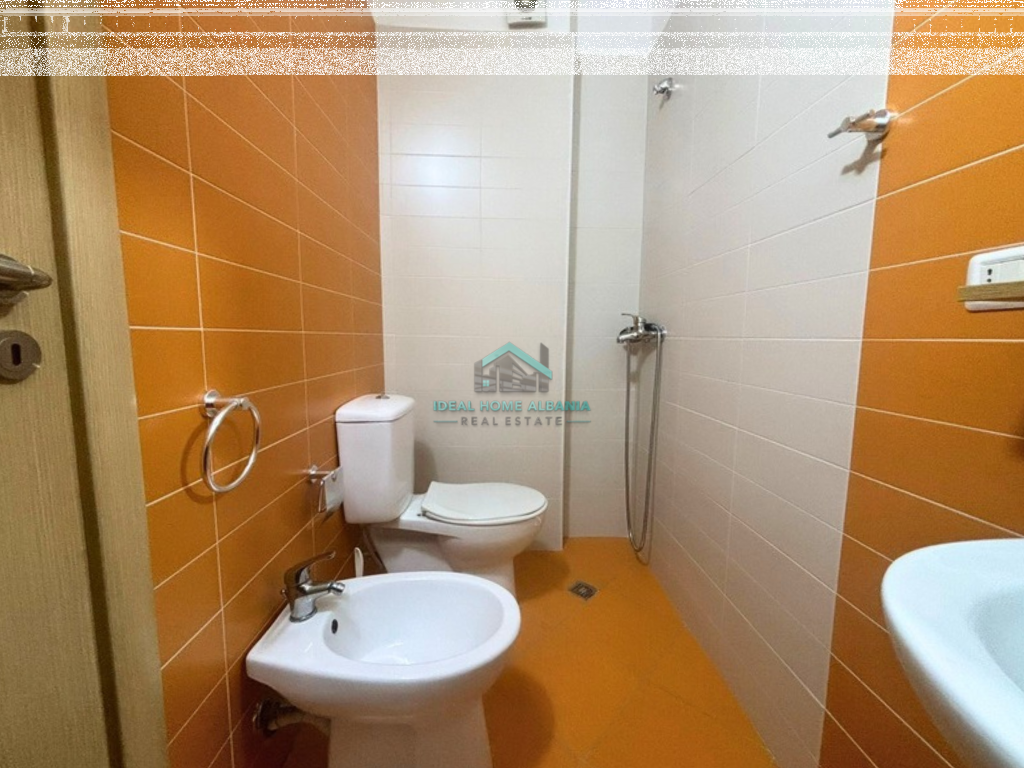 PER QERA APARTAMENT 2+1+2 – ISH KOMBINATI, VLORE.