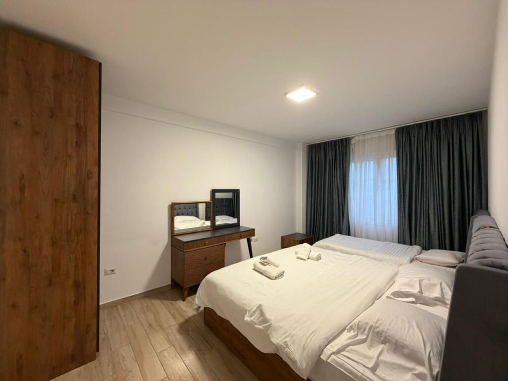 Apartament 1+1 per qira prane Concord Center ne Rrugen 5-Maji.