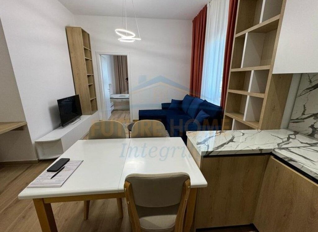 Qera, Apartament 1+1, Pazari i Ri, Tiranë.