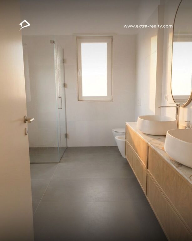 Rolling Hills 2 , Vila me Qira , E Re !!