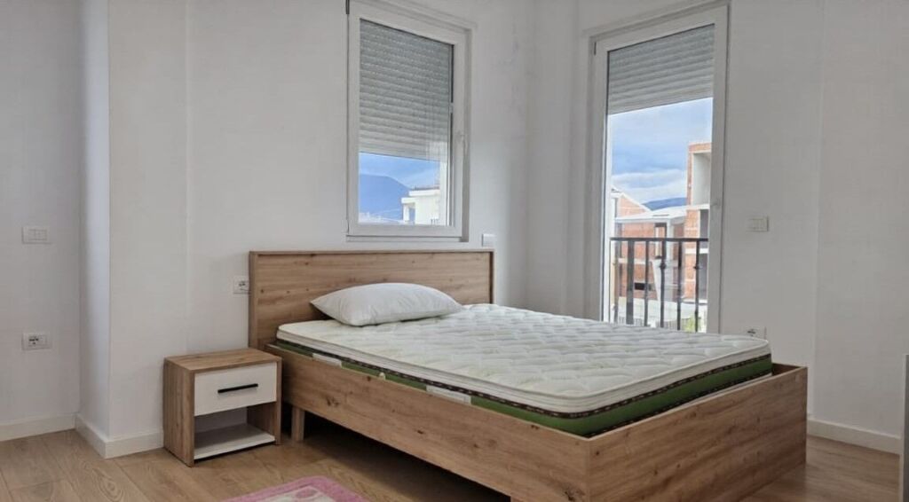 VILE EKSKLUZIVE PER QERA PRANE TEG