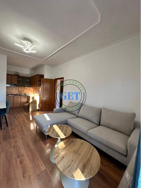 Shitet Apartament 1+1,Pranë Pelikanit, Plazh Durrës