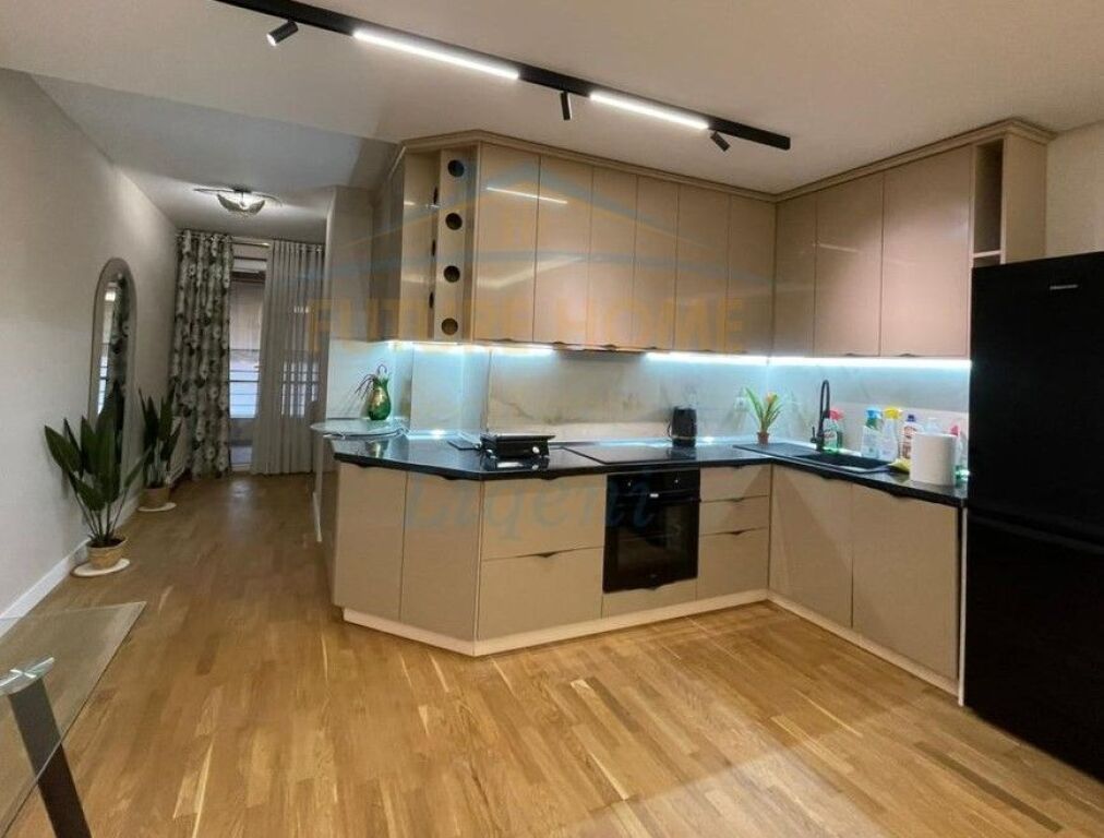 Affitto, Appartamento 1+1, Giardino Zoologico, Tirana.