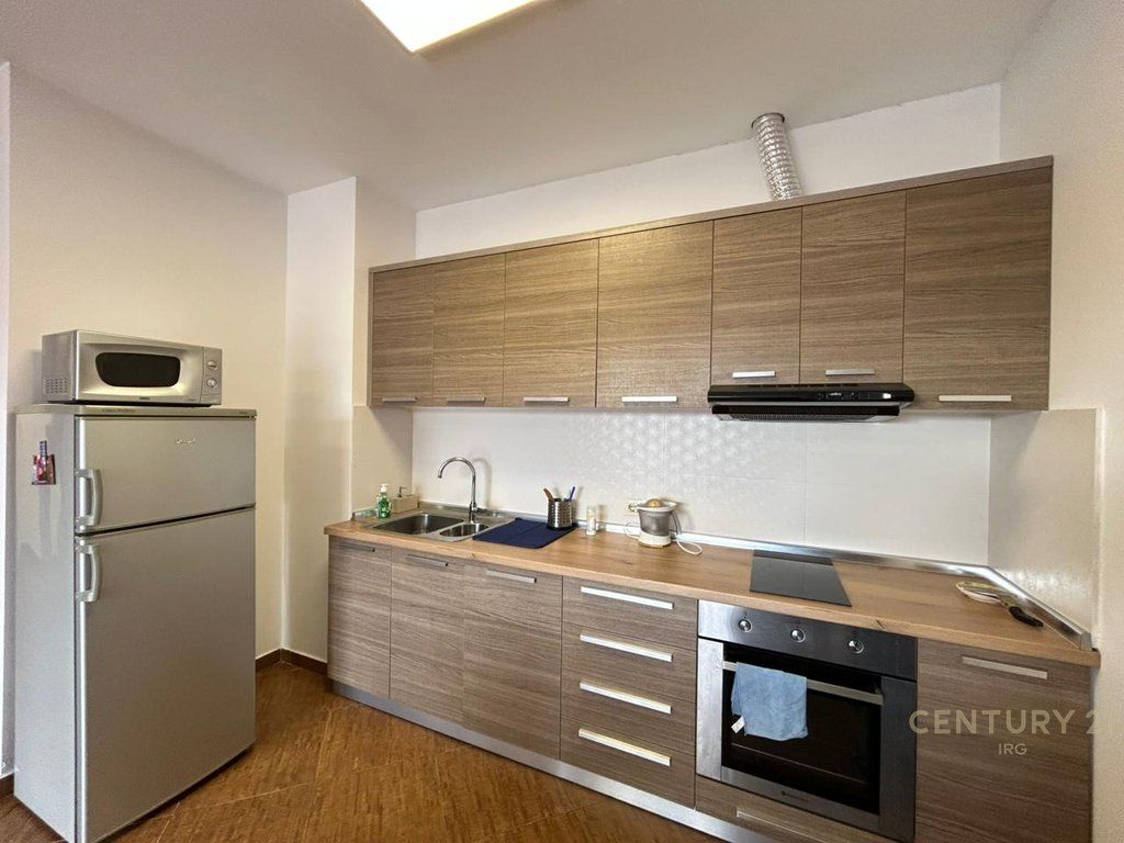SHITET APARTAMENT 2+1+2 TEK OXHAKU
