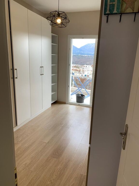 Super ap 2+1 tek kopshti botanik ( xhamia  