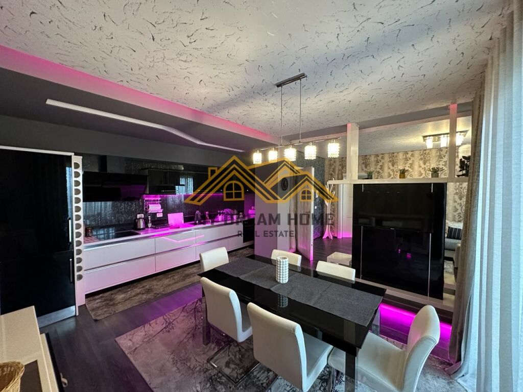 SHITET SUPER APARTAMENT 1+1 PRAN VILA KORAL PLAZHE DURRES!