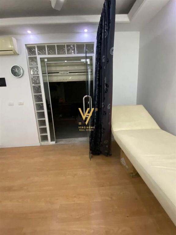 SHOP FOR RENT 20 M2 IN ALI DEM 350 EURO