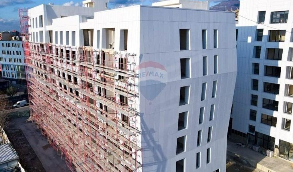 Dyqan - Për Shitje - Rezidenca Porcelani, Tiranë 530581001-73