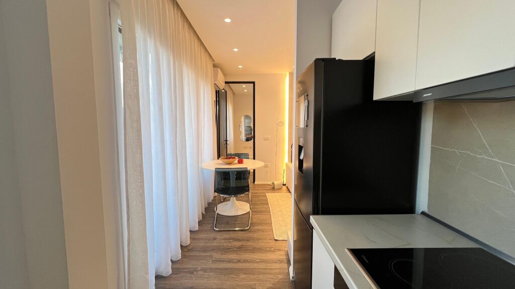 1+1 apartment for rent near the embassy block in Tirana