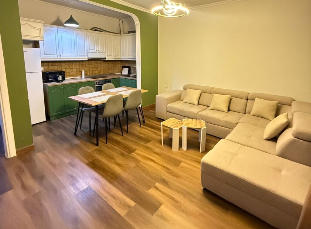 2+1 apartment for rent at Wilson Square