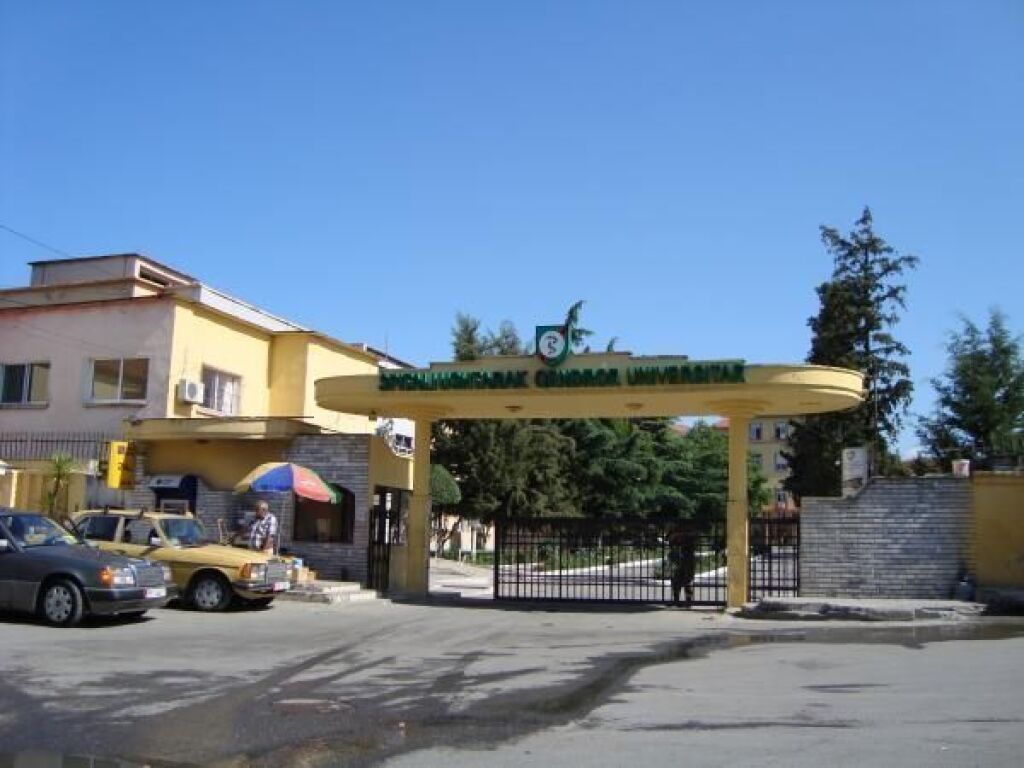 For rent empty 1+1 apartment, ground floor in private house, in Laprake! 400 € /Month