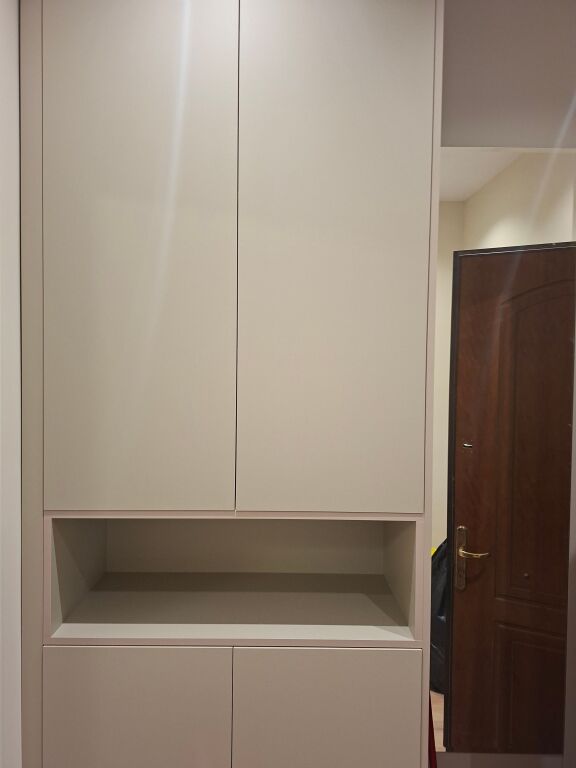 APARTAMENT 1+1 ME QIRA LULISHTE 1 MAJI ( stadiumi Dinamo)