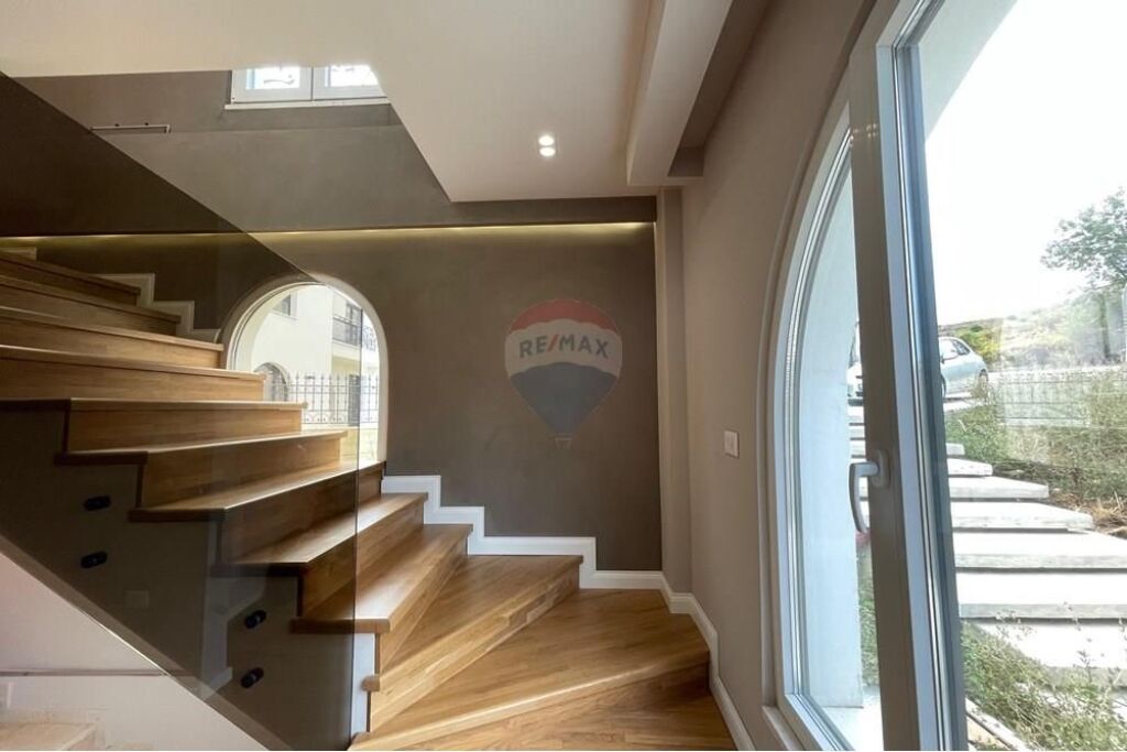 VILE INDIVIDUALE PER QERA NE MJULL BATHORE