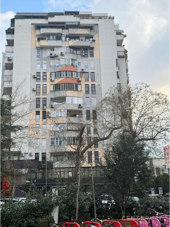 A Piramide Affittiamo 3 Appartamenti Per Airbnb 2.500 € /Mese