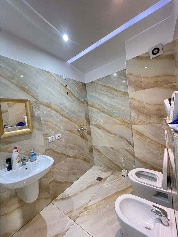 Rent, Business Premises, Ring Center, Zogu i Zi, Tirana