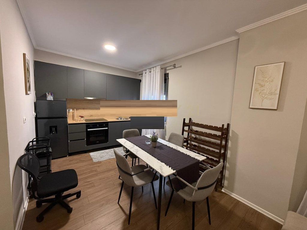 WE RENT 1+1 APARTMENT IN THE CENTER, TIRANA!