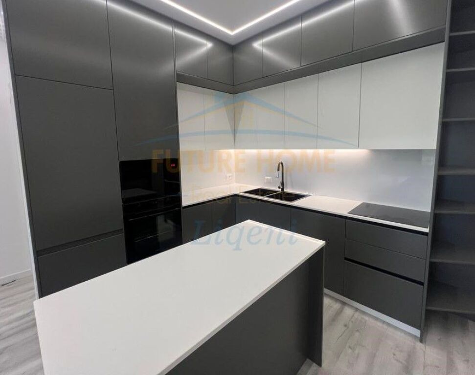 Affitto, Appartamento 2+1+Posto Auto, Lago Secco, Tirana.