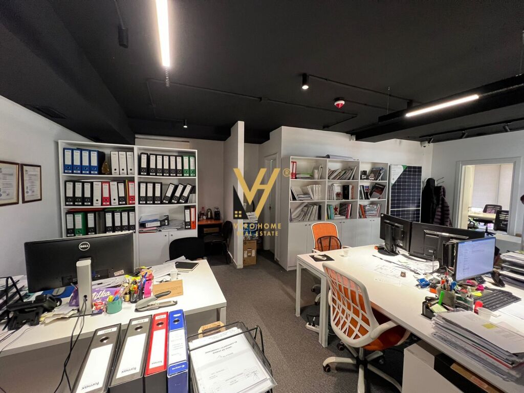 UFFICIO DI 72 M2 IN AFFITTO AL PAZARI I RI 1.100 EURO