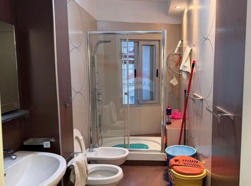 SHITET, APARTAMENT 2+1, FRESKU, TIRANË