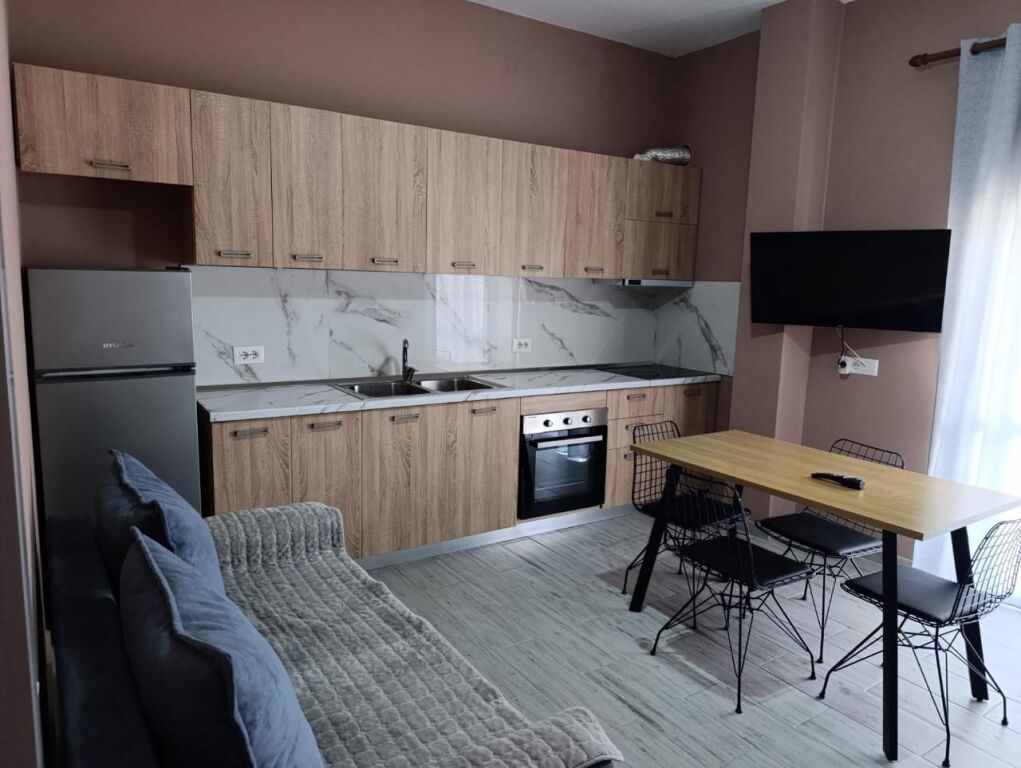 Jepet me qira apartament 1+1 në Kashar!