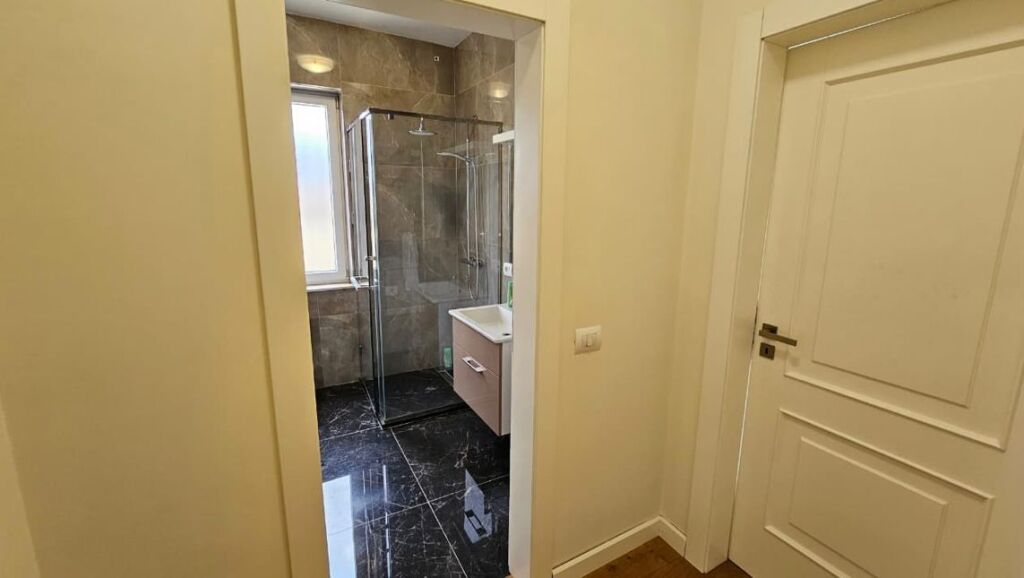 Apartament 2+1+2 Verande per Shitje , Kinostudio