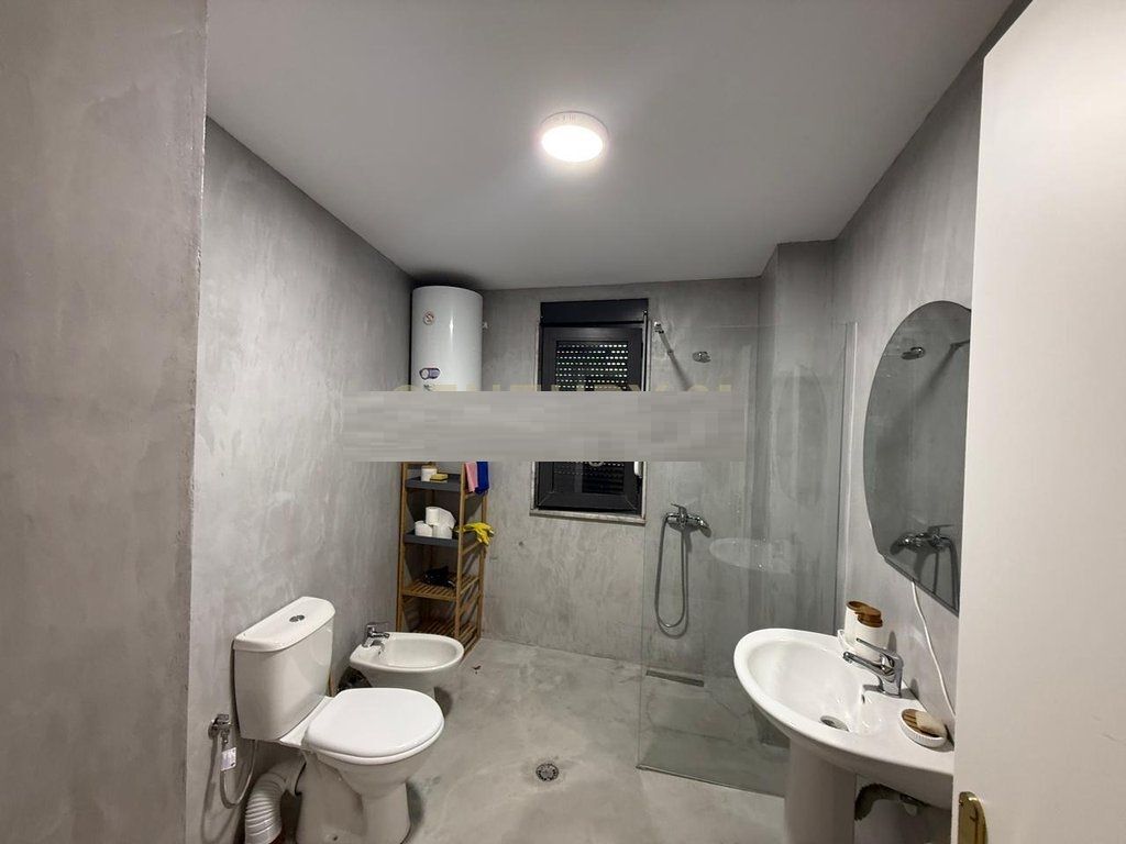 WE RENT 1+1 APARTMENT IN THE CENTER, TIRANA!