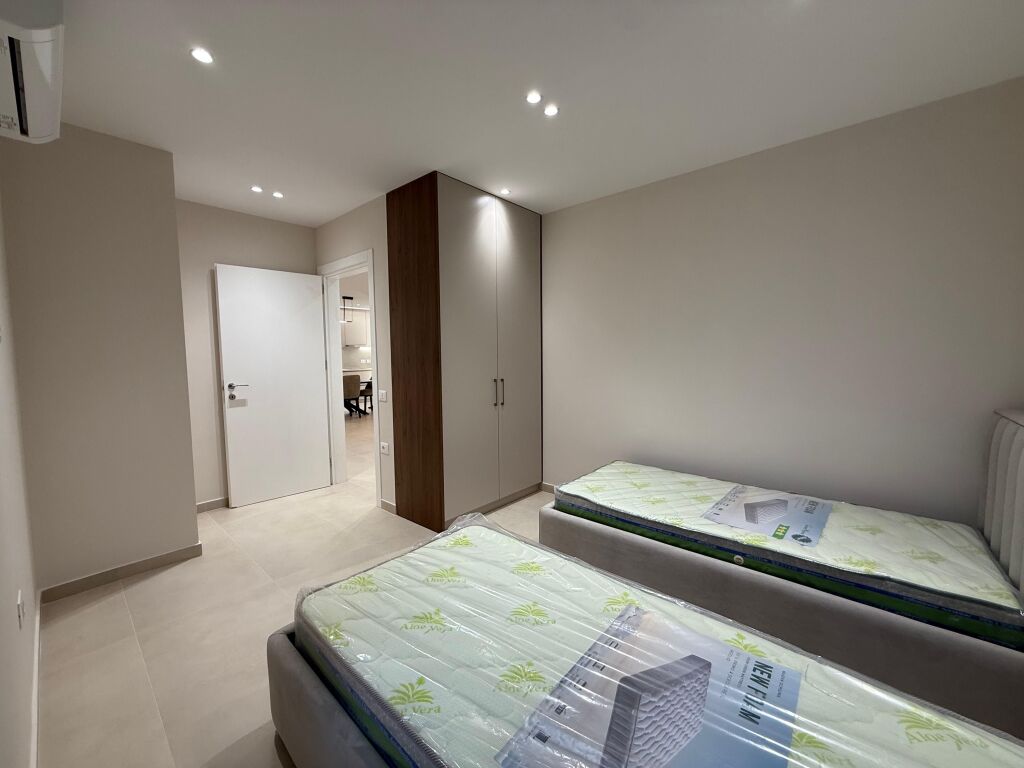 Apartament 2+1+🅿️Parkim ,Kodra Diellit i pabanuar me pare