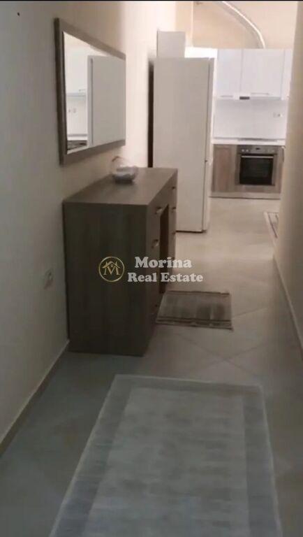 Affitto | Appartamento 1 + 1 | Fresk | 400 €/mese