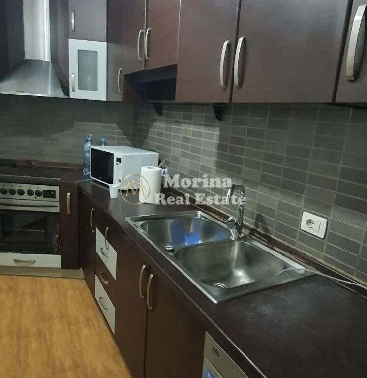 Qera | Apartament 3 + 1+2 | Astir pranë Artistit, | 550 €/muaj