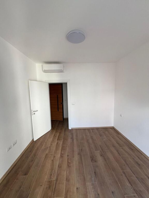🏡 Locale 1+1 in affitto  📍 Indirizzo: Zogu i Zi 💶 Prezzo: 60.000 lek / mese