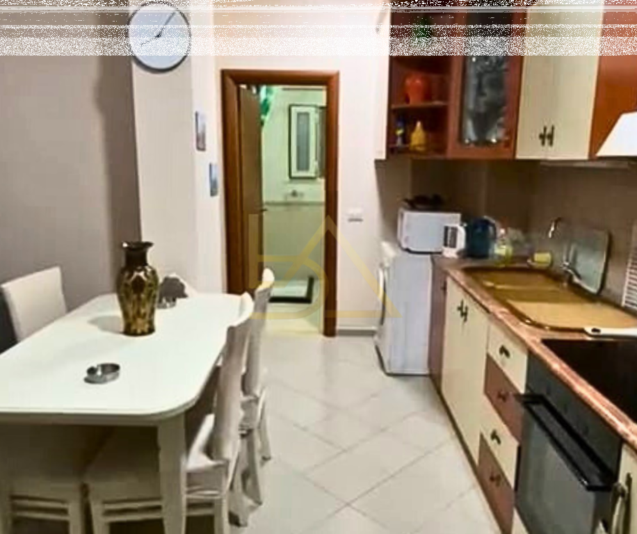 JEPET APARTAMENT ME QIRA – KAVAJË, MALI I ROBIT