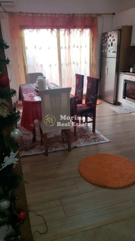 Shitje | Vilë+Ambjent Biznesi 4 + 1 | Bashkia Durrës | 800000 €