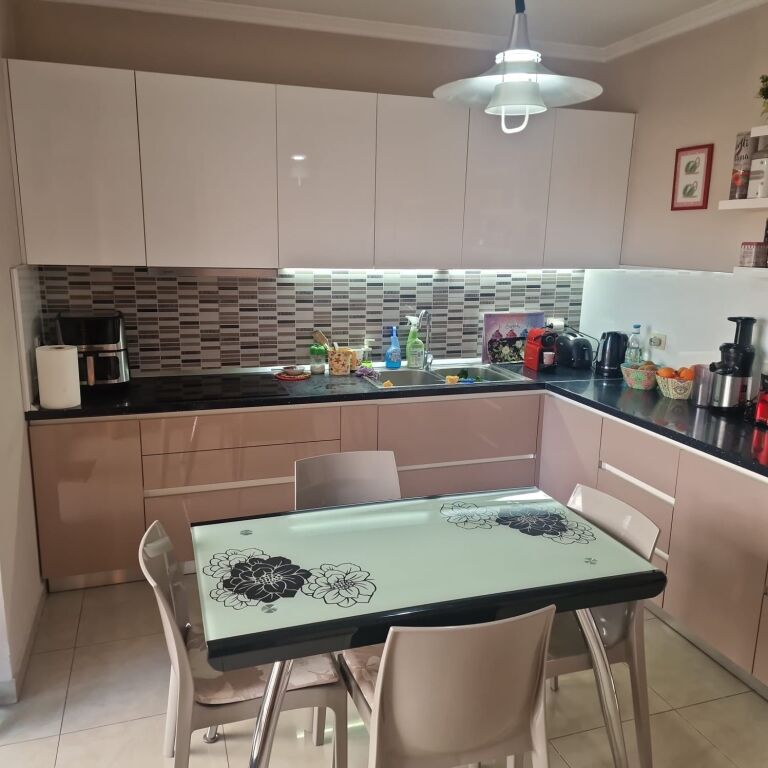 🏡 SHITET APARTAMENT ELITAR 3+1+2 NË RRUGËN E KOSOVAREVE! 🌅