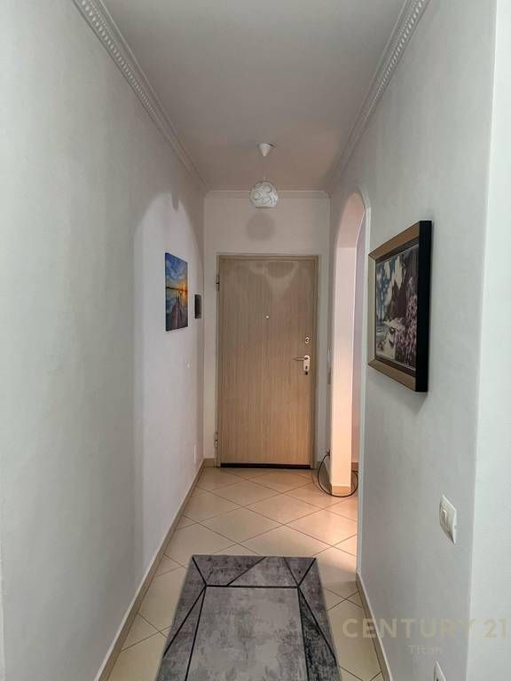APARTAMENT 2+1+2 ME QIRA TEK KODRA E DIELLIT