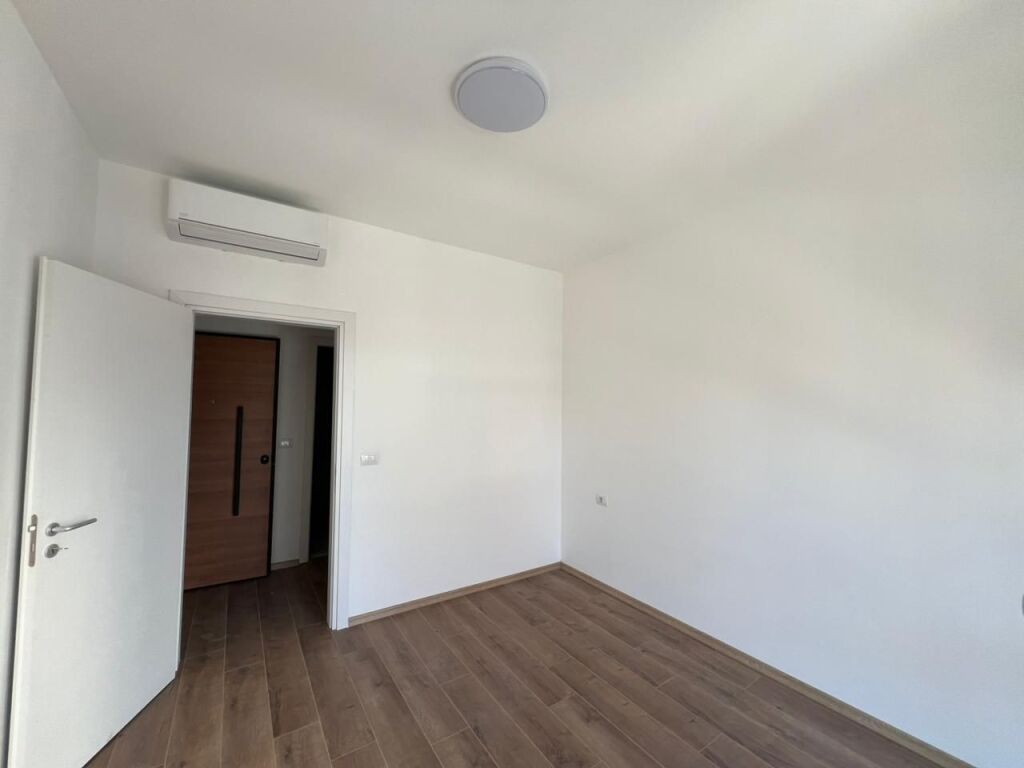 🏡 Locale 1+1 in affitto  📍 Indirizzo: Zogu i Zi 💶 Prezzo: 60.000 lek / mese