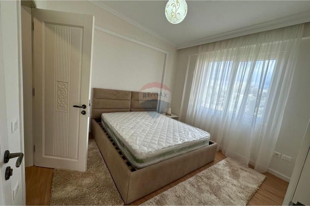 Apartament - Për Shitje - FZ Rezidence, Tiranë