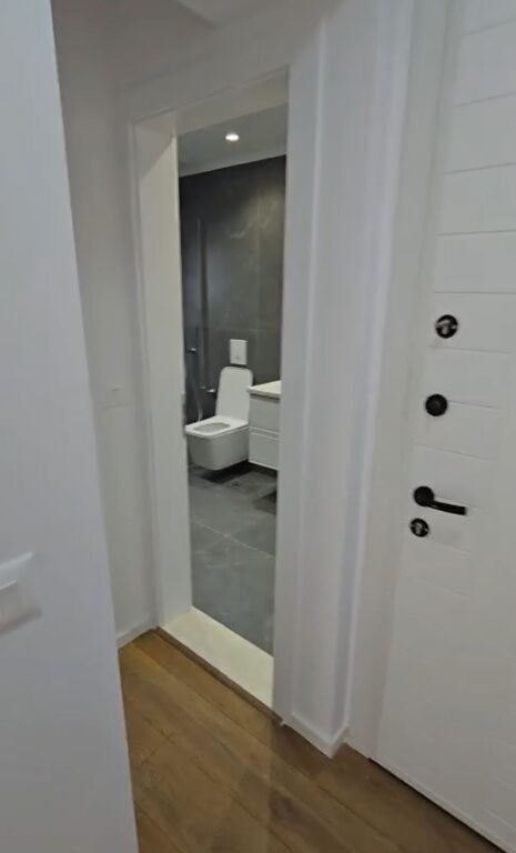 Shitet Apartment 1+1  Në Zonën e  Ali Demi  