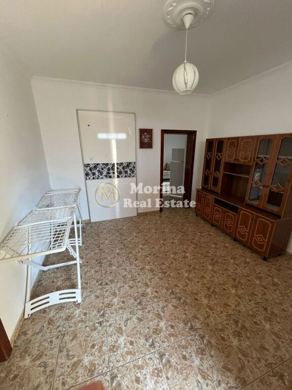 Rent | Private house 1 + 1 | Student City | 450 €/month