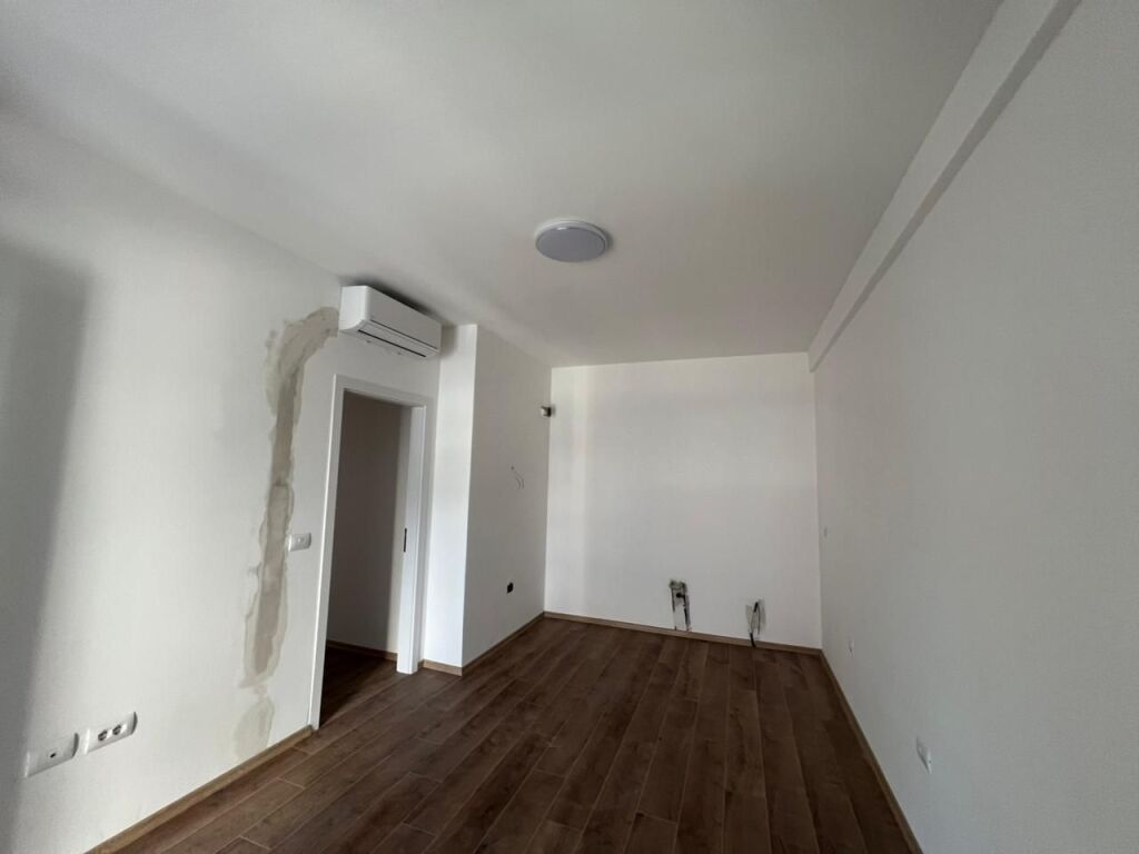 🏡 Locale 1+1 in affitto  📍 Indirizzo: Zogu i Zi 💶 Prezzo: 60.000 lek / mese