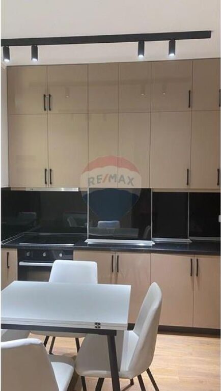 Apartament per qera 1+1 tek Rruga Qemal Stafa