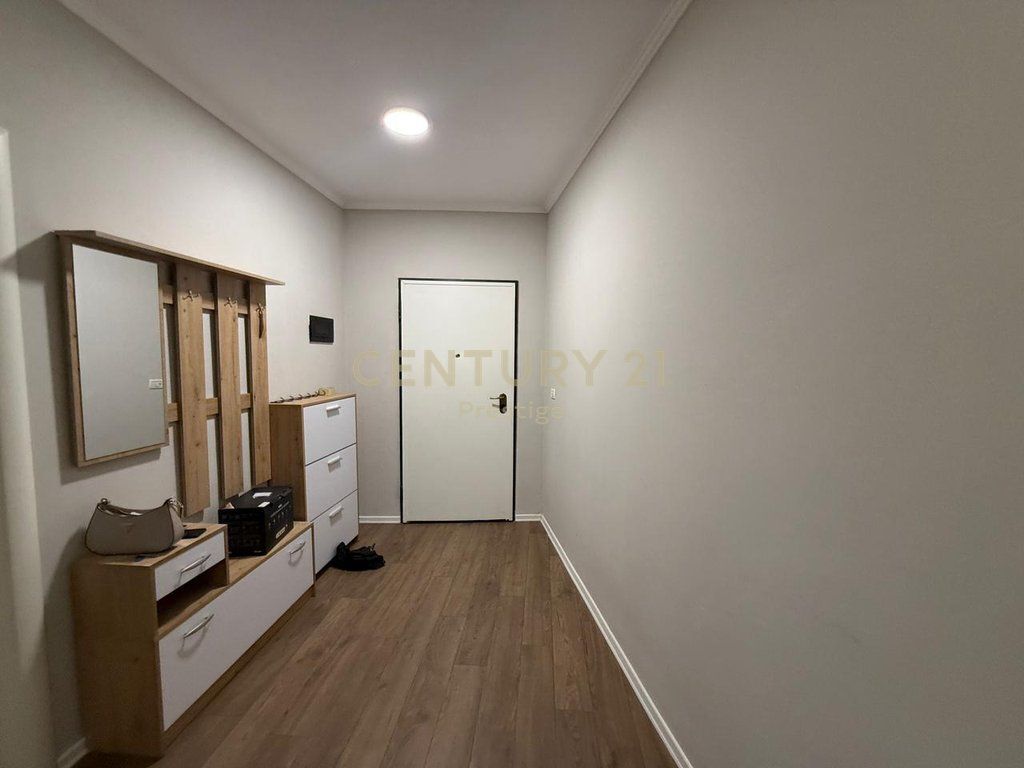 1+1 APARTMENT FOR RENT IN THE CENTER, TIRANA! 800 € /Month